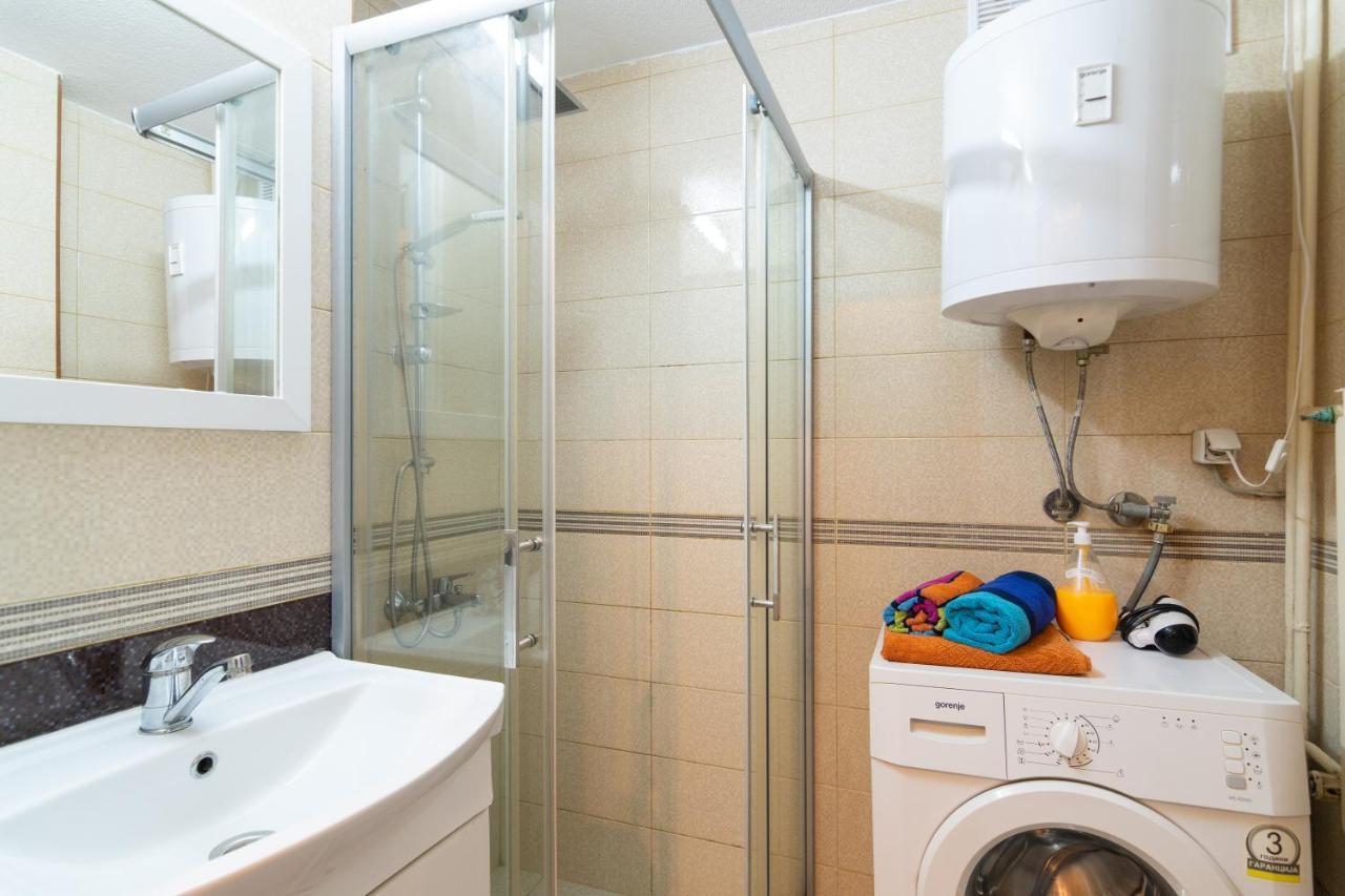 Downtown ǀ 2 Bedrooms ǀ Wifi ǀ Best Location Skopje Exterior photo